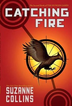 THE HUNGER GAMES #2 CATCHING FIRE -PAPERBACK-